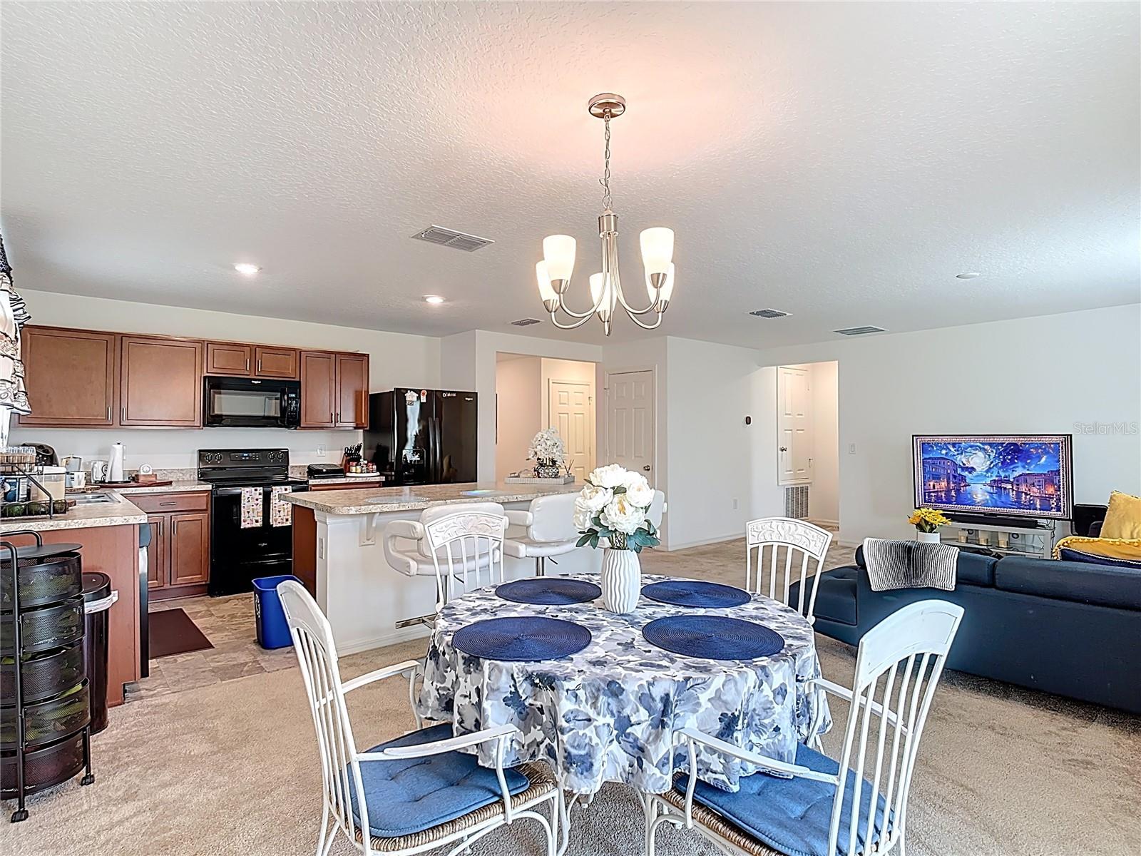 3216 CASA DEL REY AVENUE