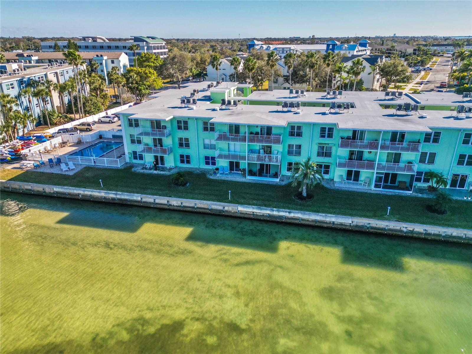 DOLPHIN POINTE OF DUNEDIN CONDO - Residential