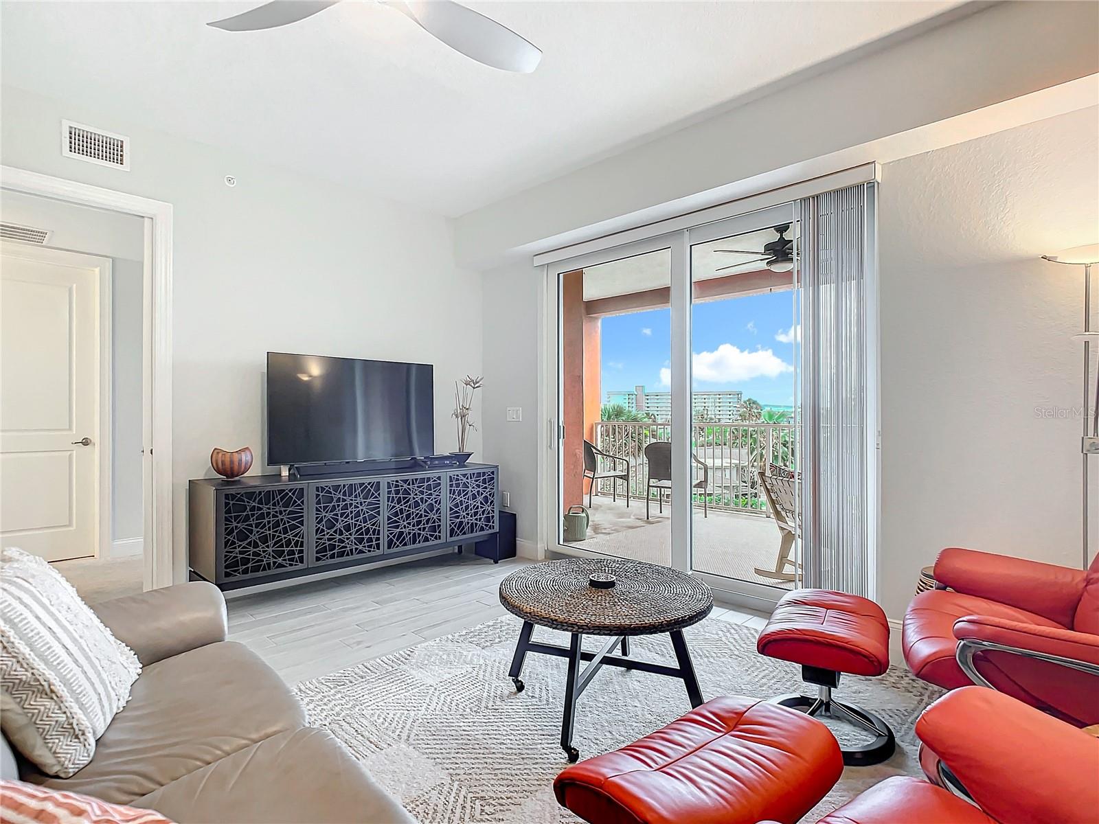 2 RIVERWALK DRIVE 302