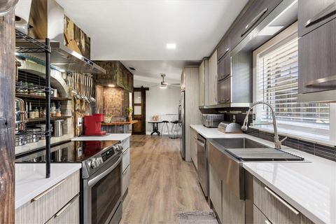 Tiny photo for 37149 Grays Airport Road, Lady Lake, FL 32159 (MLS # G5114436)