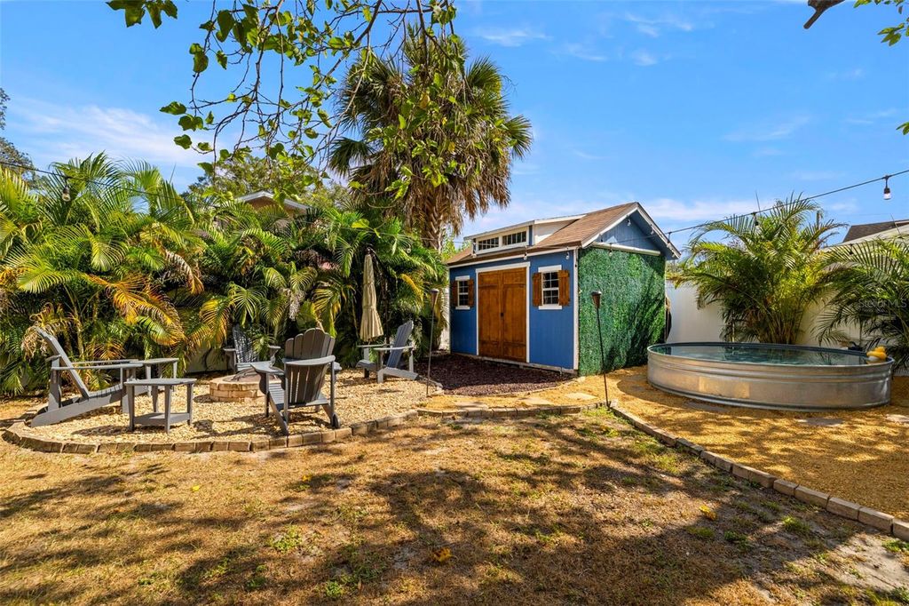 Photo of 210 W South Avenue, Tampa, FL 33603 (MLS # TB8443011)