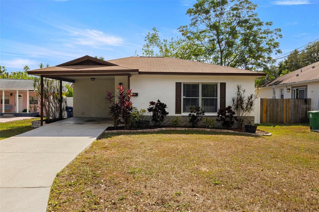 Photo of 210 W South Avenue, Tampa, FL 33603 (MLS # TB8443011)
