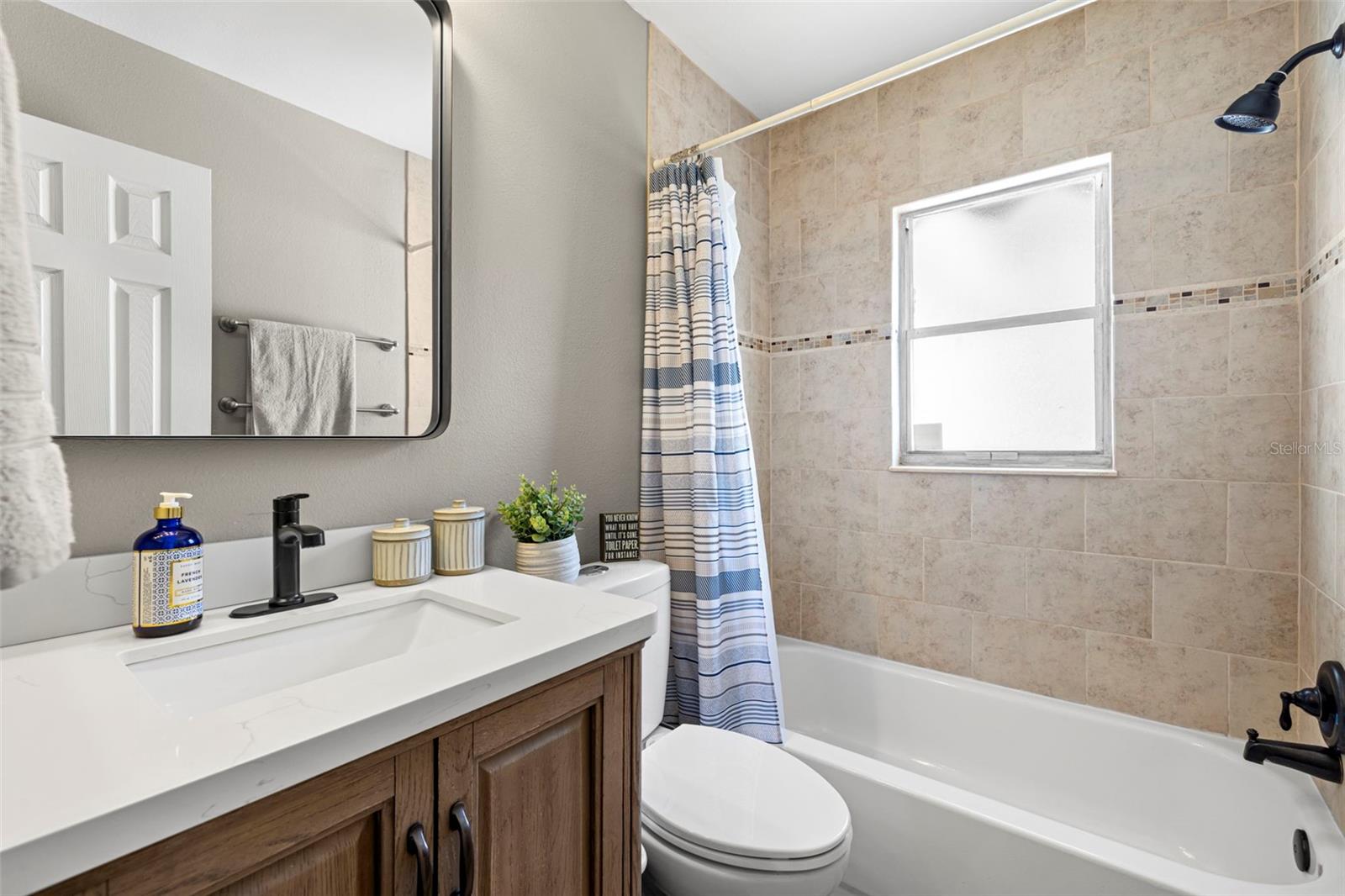 RIVERCREST - Residential