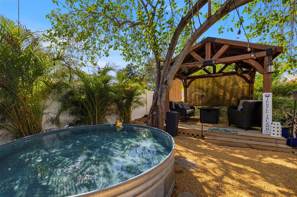 Photo of 210 W South Avenue, Tampa, FL 33603 (MLS # TB8443011)