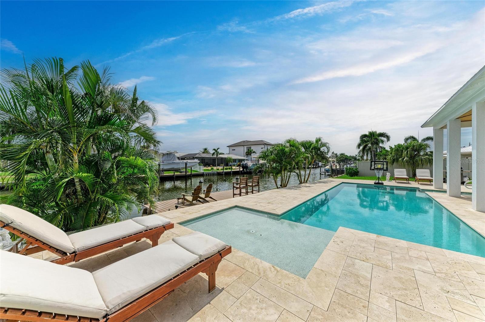 KEY ROYALE 15TH ADD - Residential