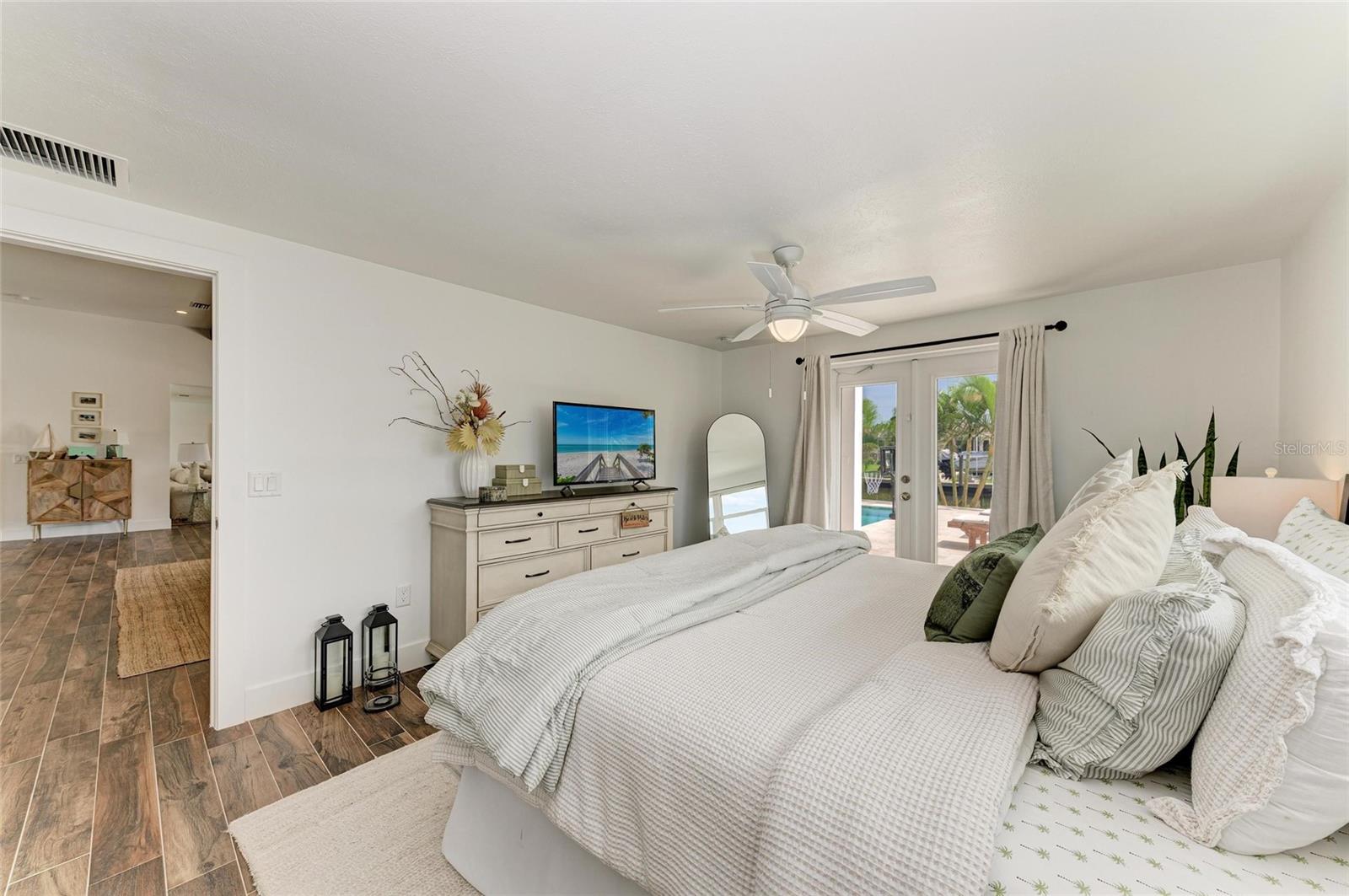 KEY ROYALE 15TH ADD - Residential