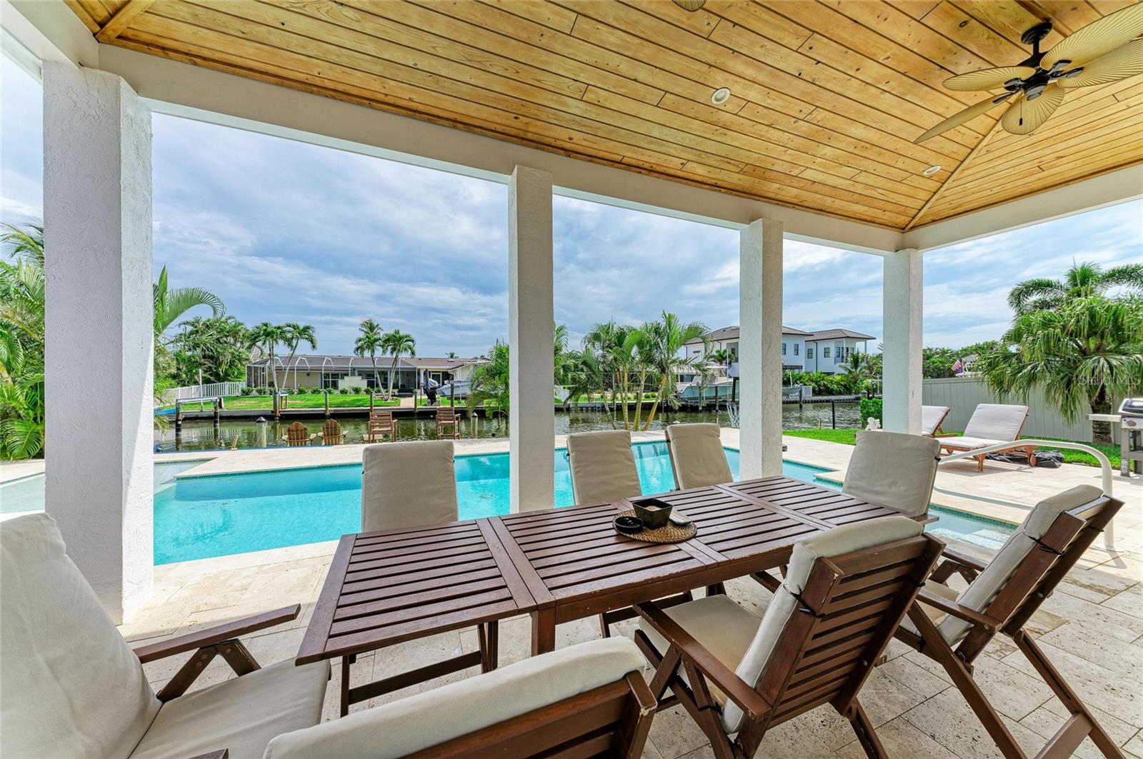 KEY ROYALE 15TH ADD - Residential