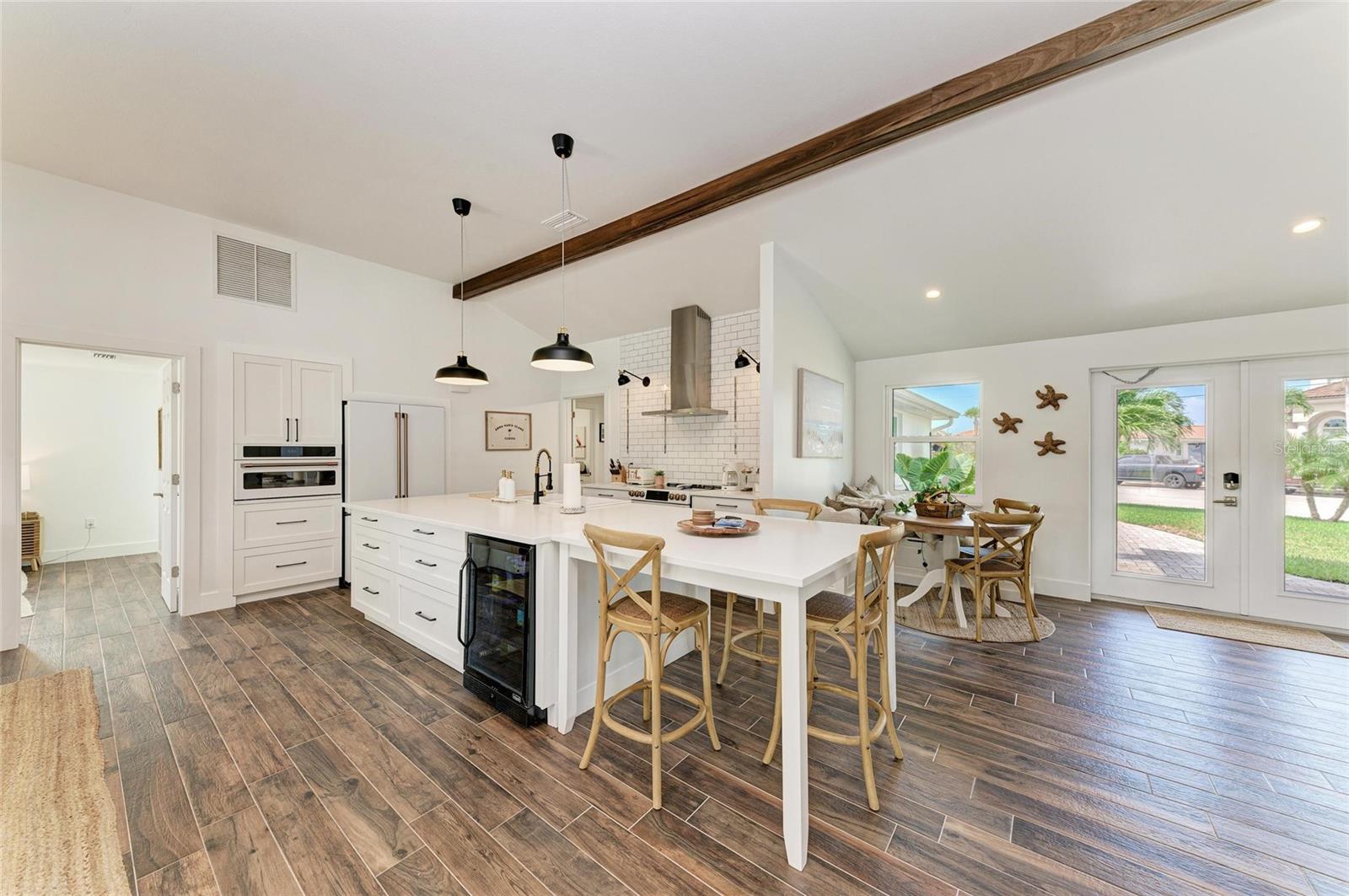 KEY ROYALE 15TH ADD - Residential