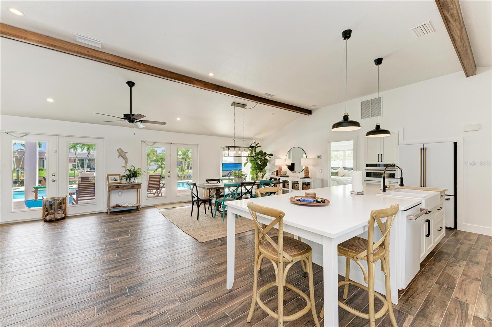 KEY ROYALE 15TH ADD - Residential