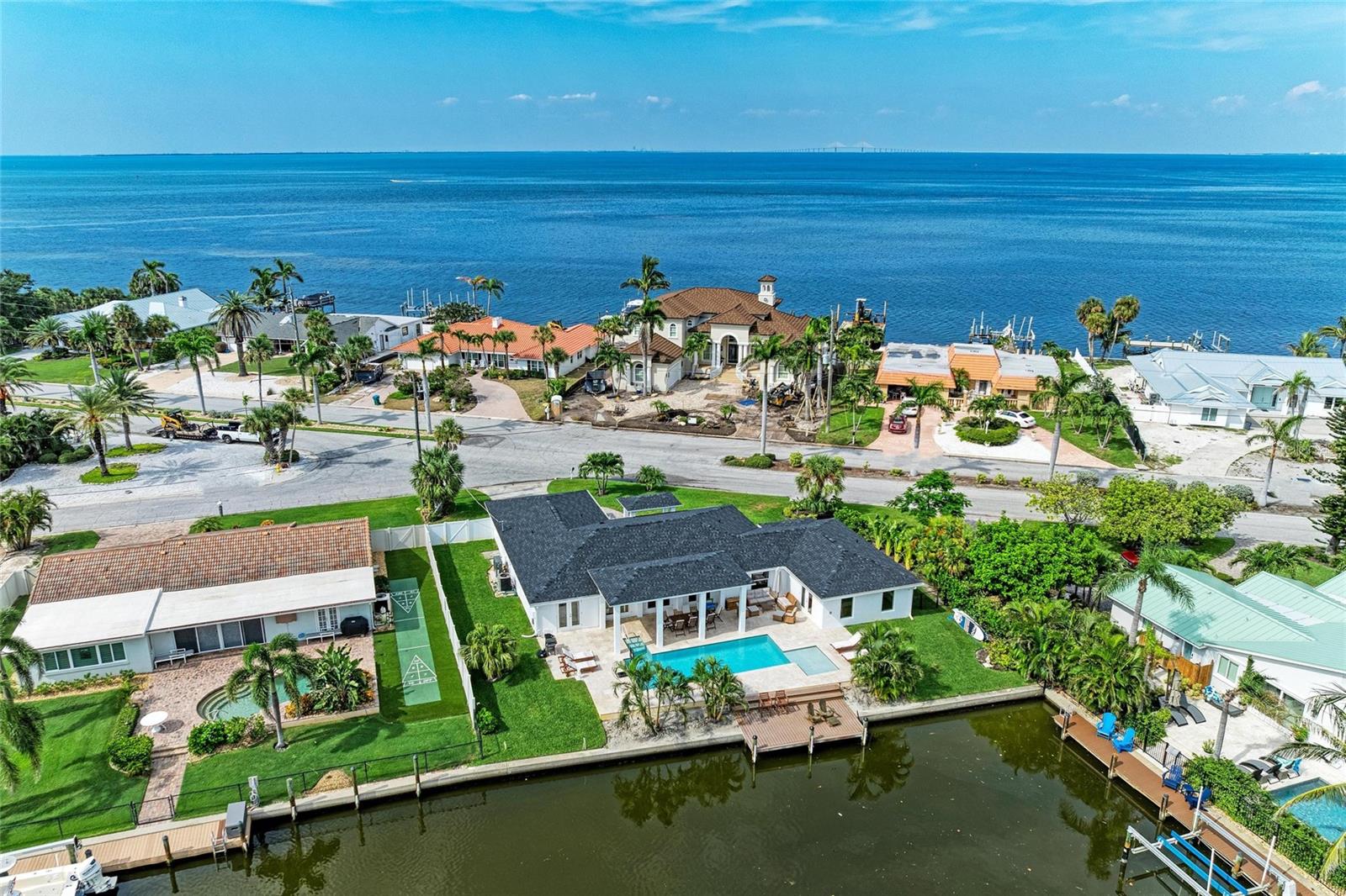 KEY ROYALE 15TH ADD - Residential