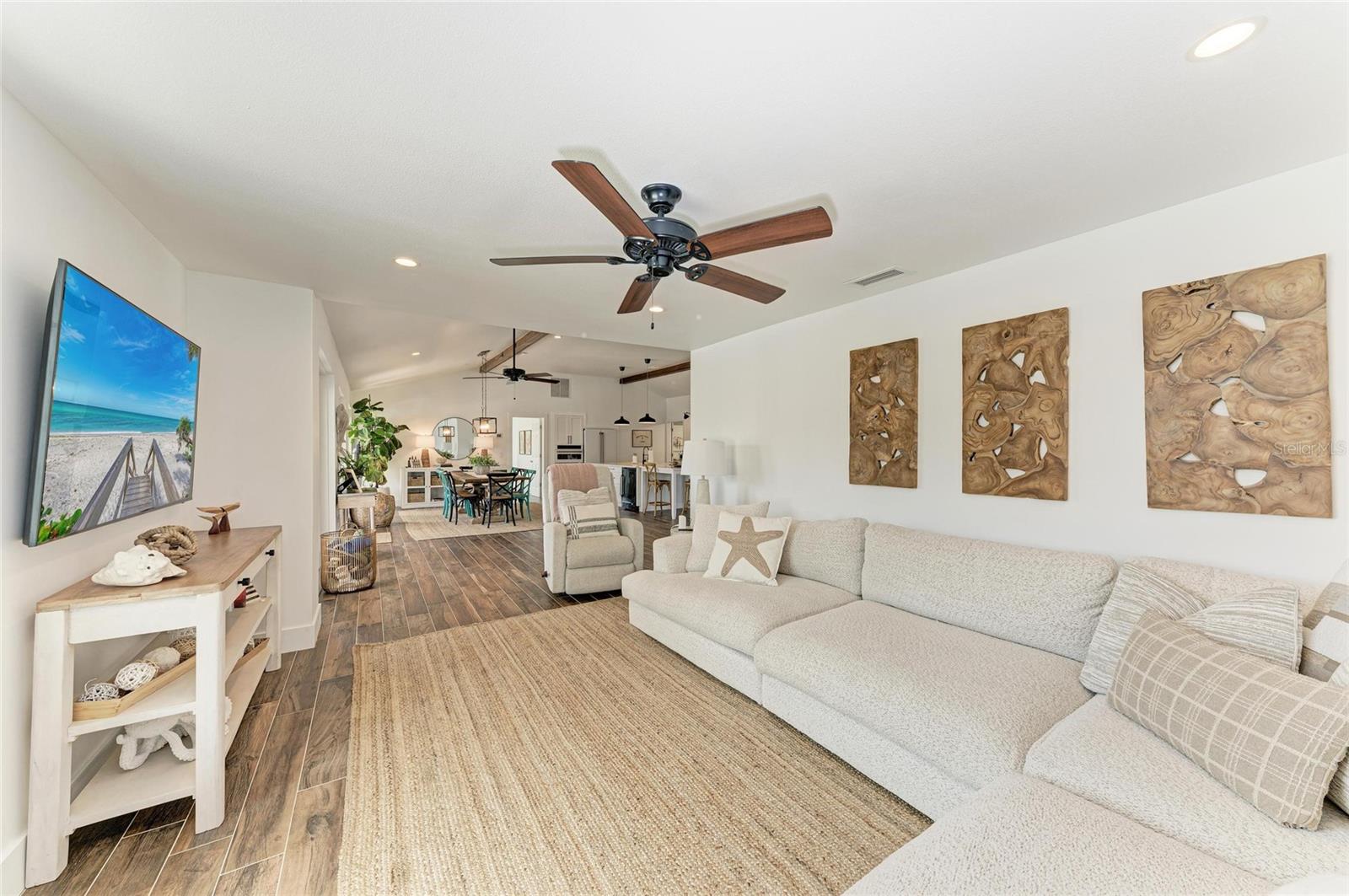 KEY ROYALE 15TH ADD - Residential
