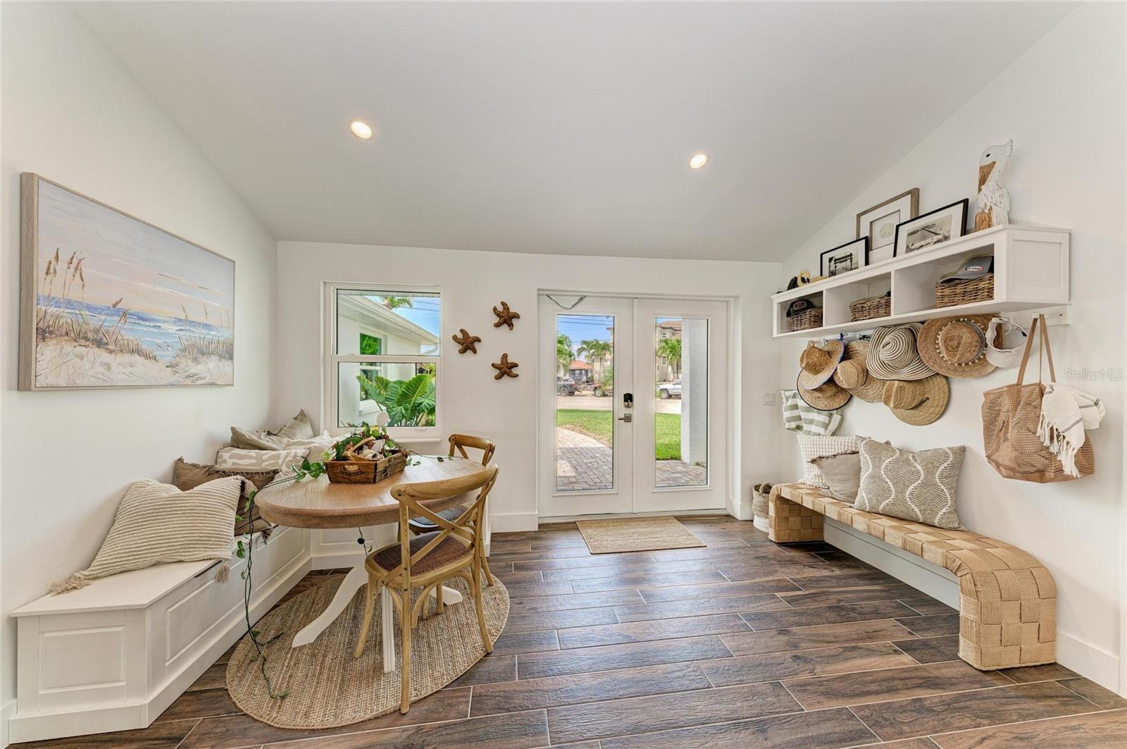 KEY ROYALE 15TH ADD - Residential