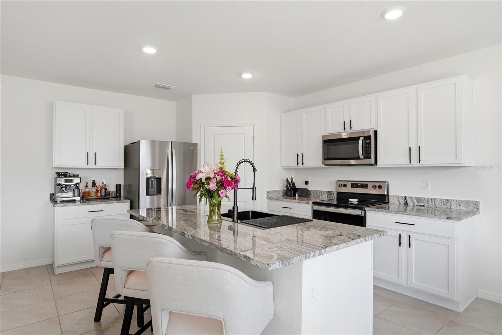 AVALON PARK WEST PH 3 - Residential