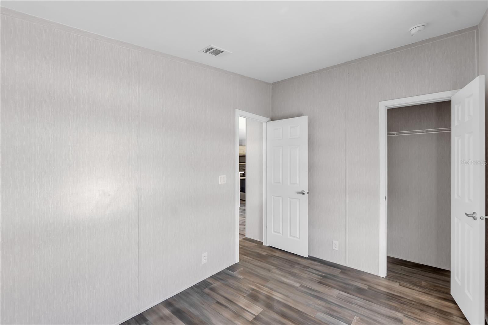 PALMA SOLA SHORES - Residential