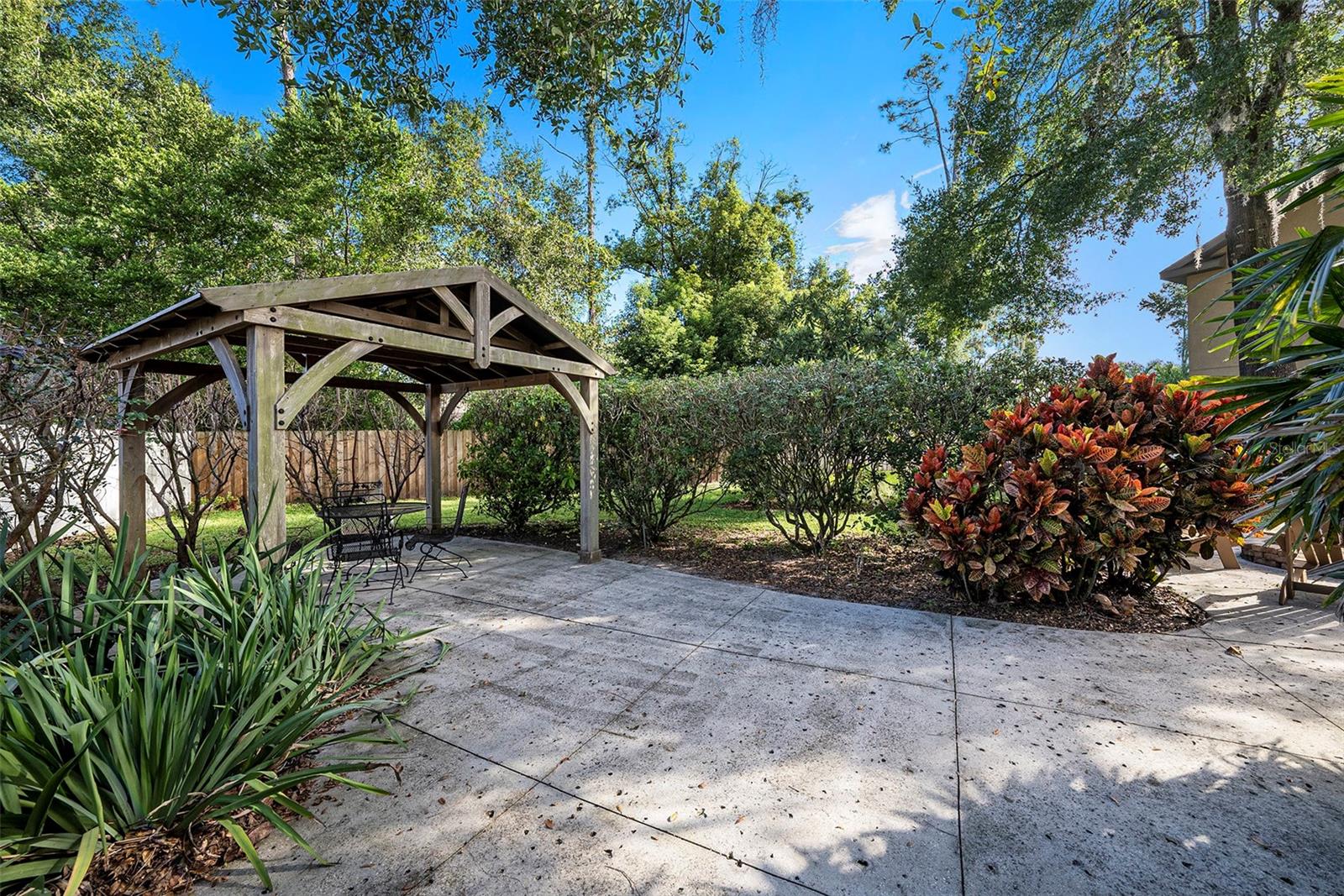 WOODRIDGE - Residential