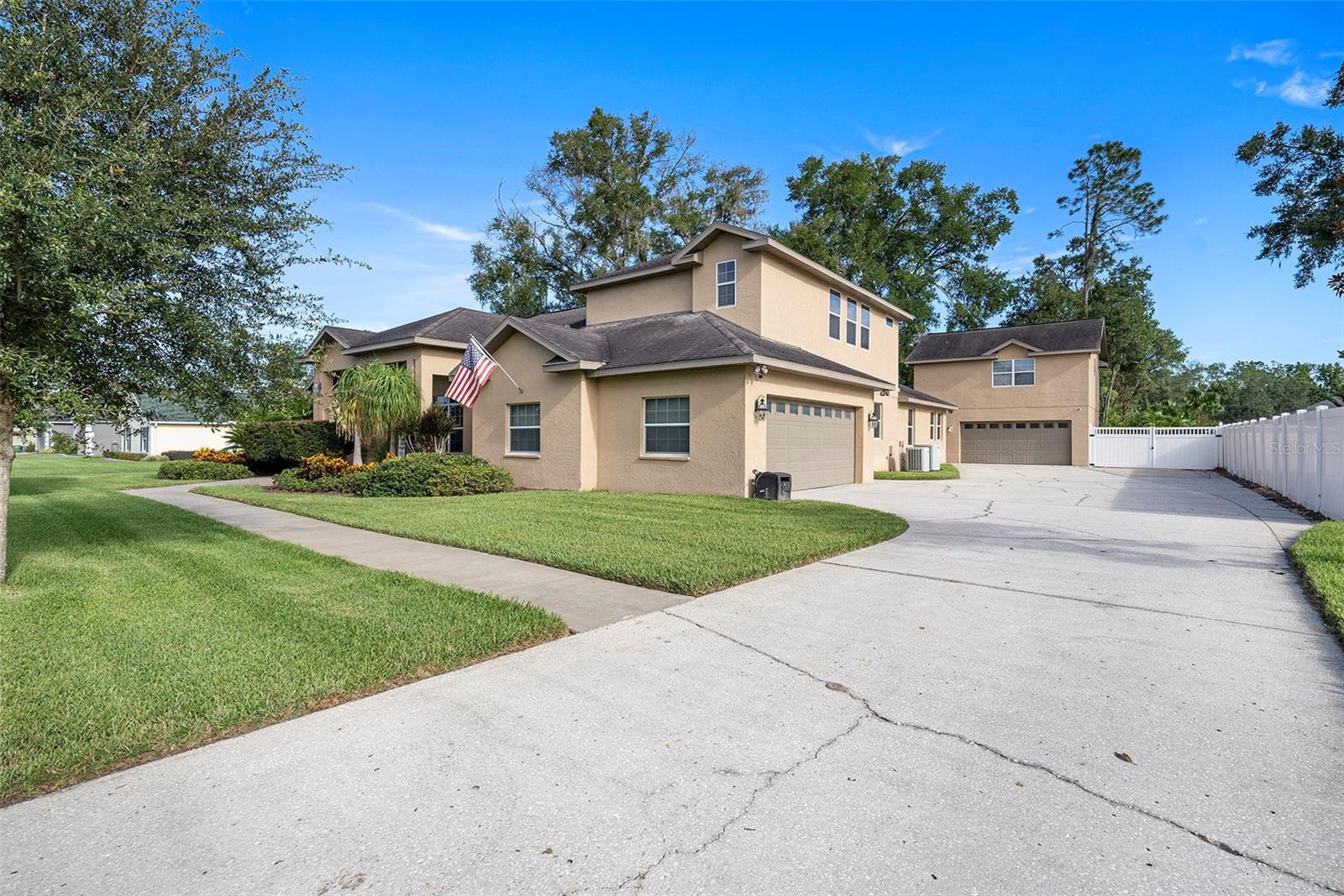 WOODRIDGE - Residential