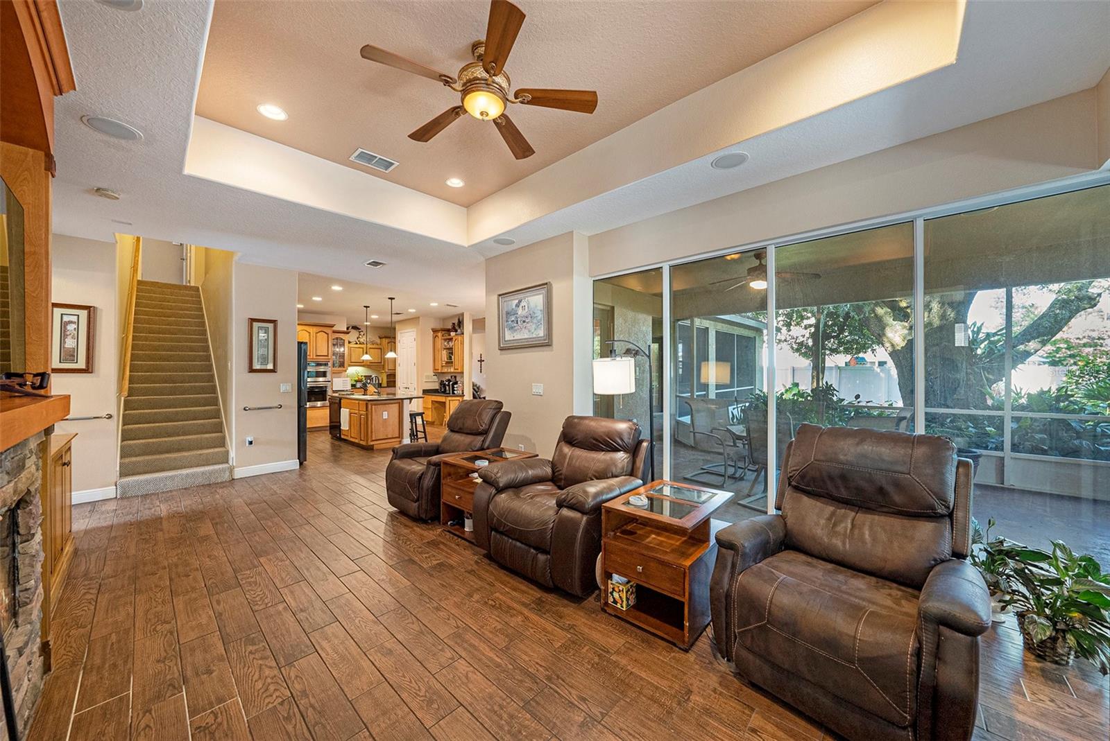 WOODRIDGE - Residential