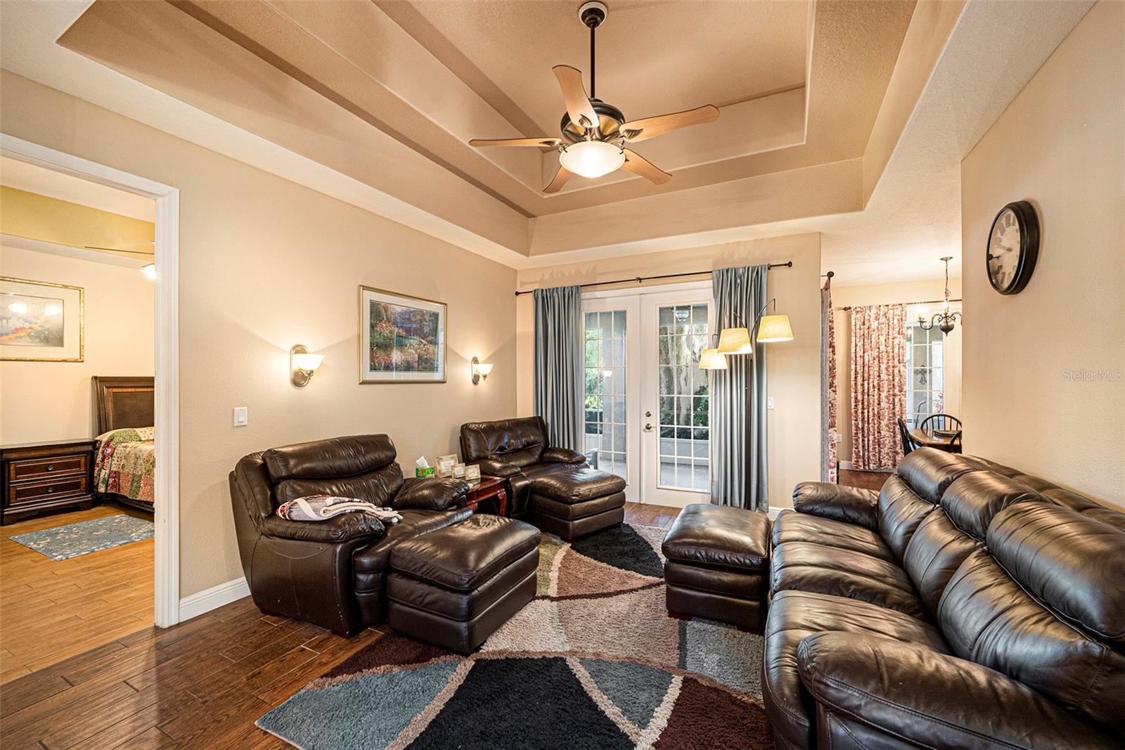 WOODRIDGE - Residential