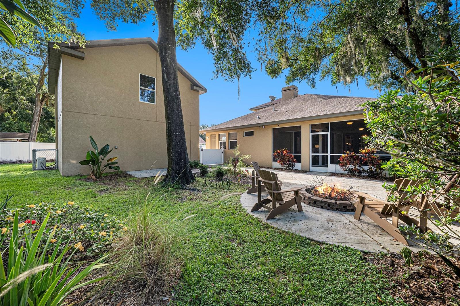 WOODRIDGE - Residential