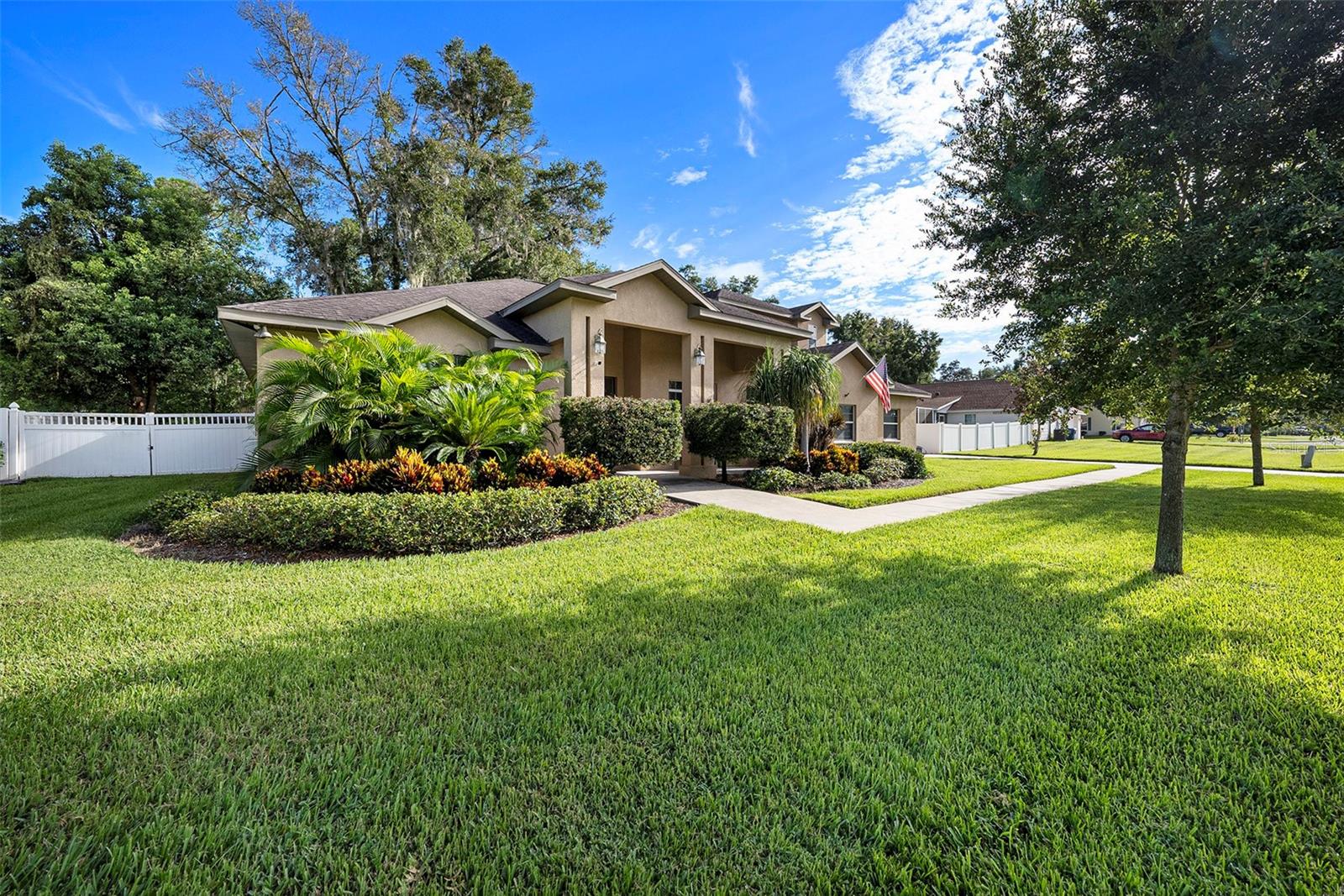WOODRIDGE - Residential