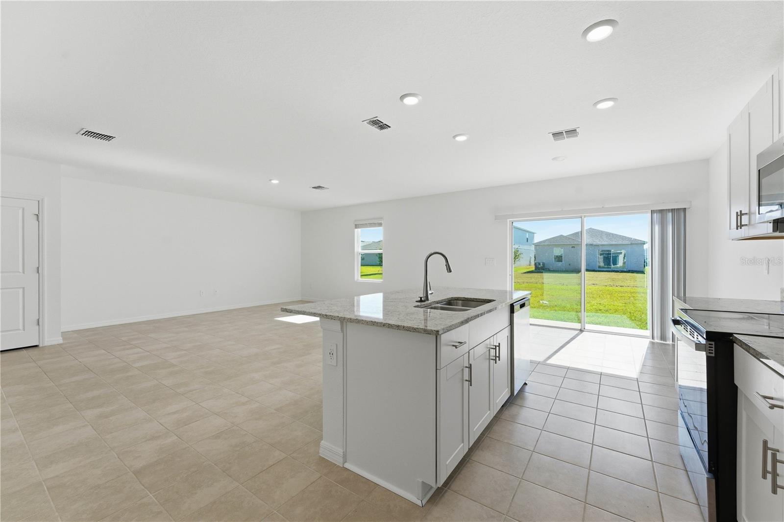 WESTVIEW POD B NEIGHBORHOOD 2A & 2B PH 1 - Residential Lease