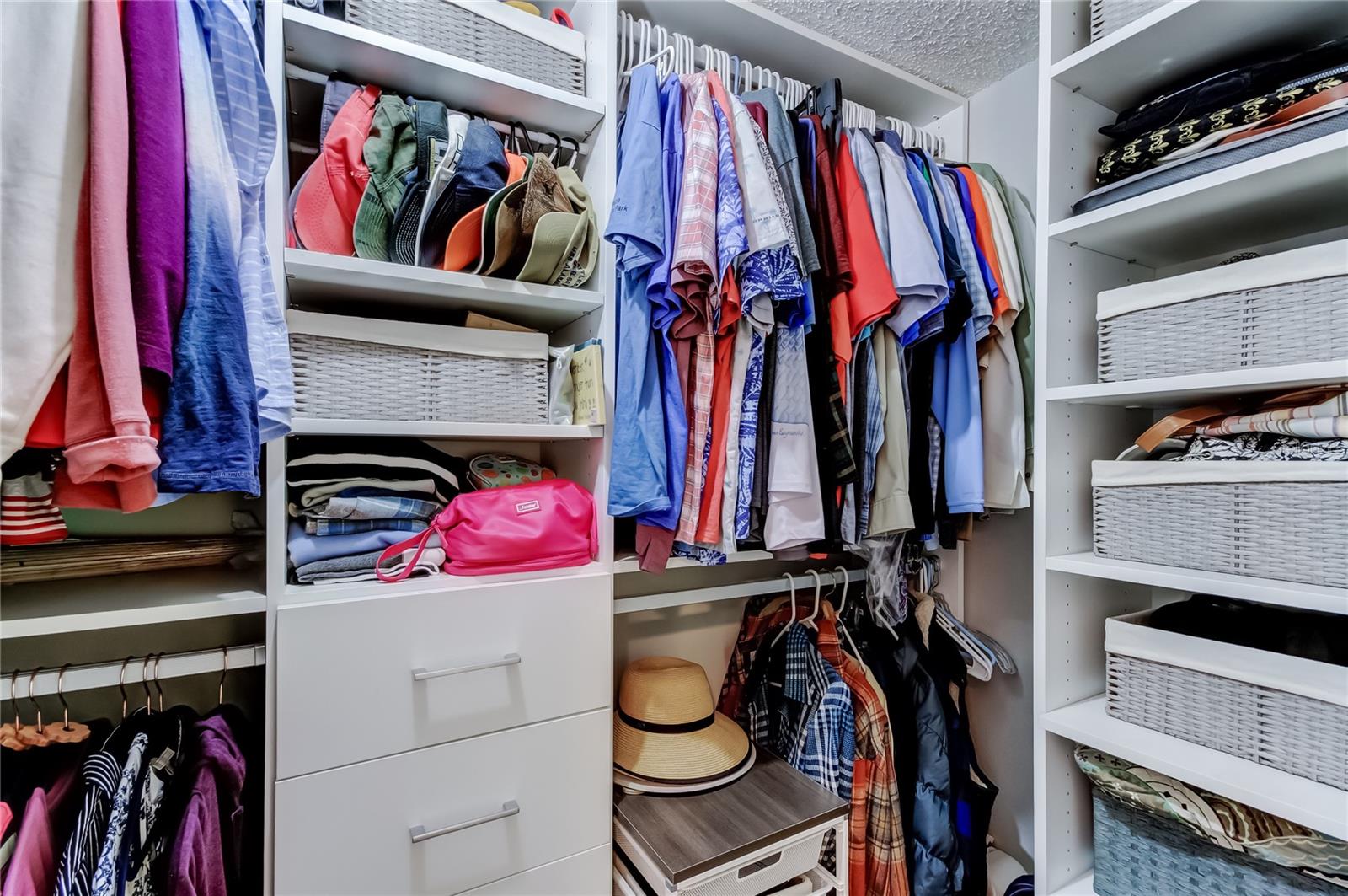 WINSTON PARK NORTHEAST - Residential