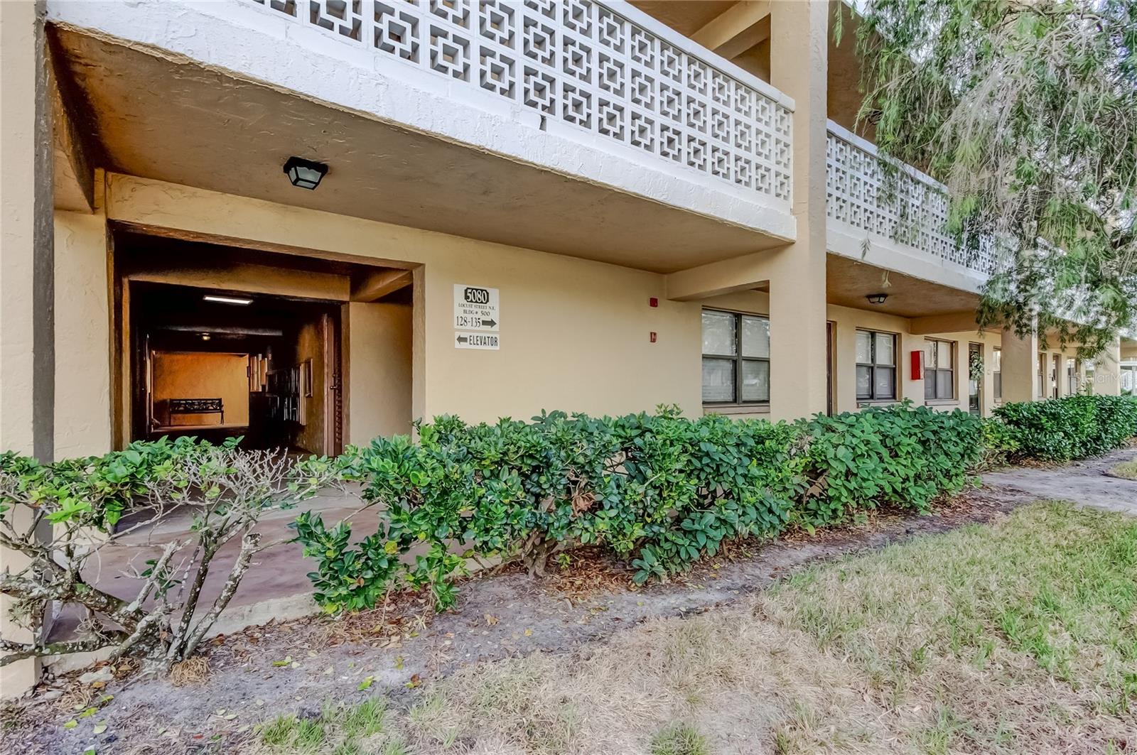 5080 LOCUST STREET NE 130