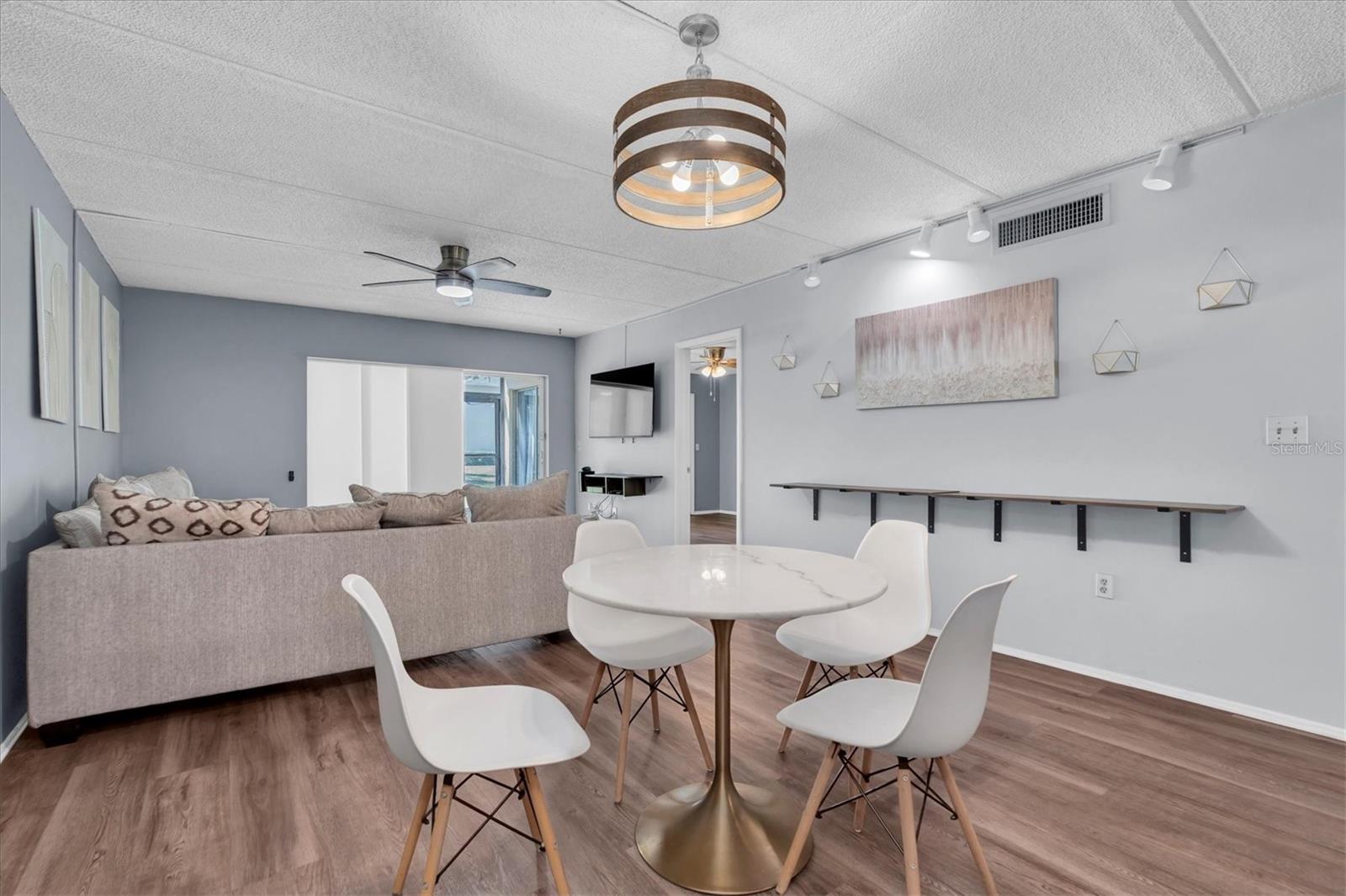 EAST LAKE WOODLANDS CYPRESS ESTATES - Residential