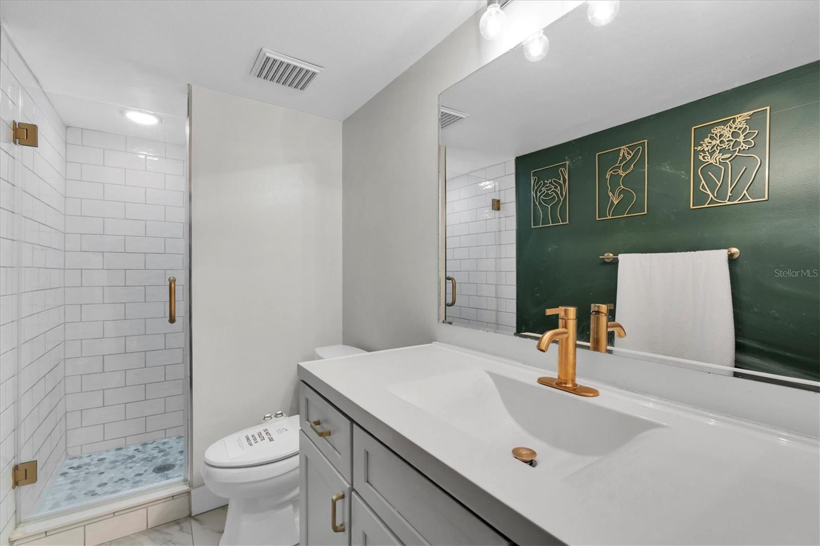 EAST LAKE WOODLANDS CYPRESS ESTATES - Residential