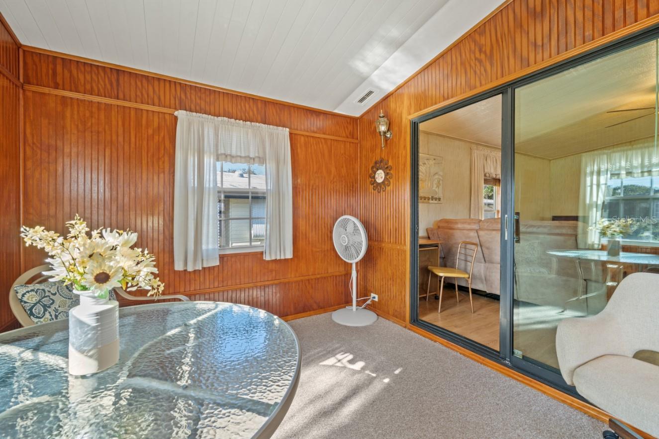 COLONY HILLS COMMUNITY - Residential