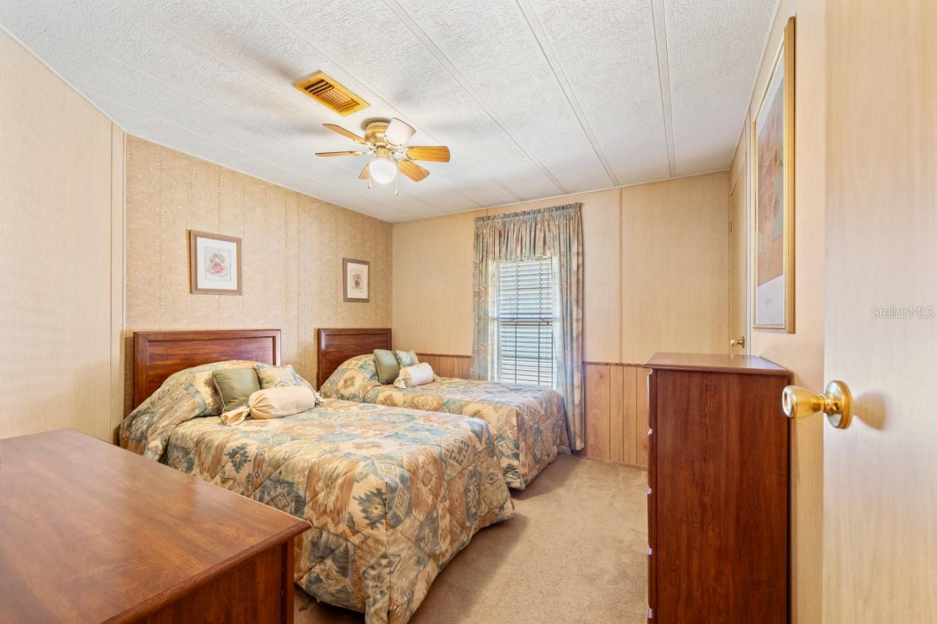 COLONY HILLS COMMUNITY - Residential