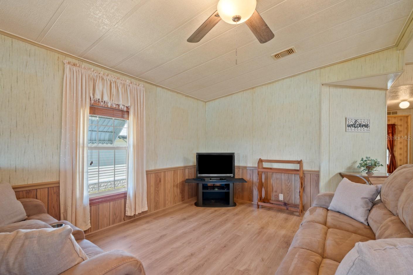 COLONY HILLS COMMUNITY - Residential