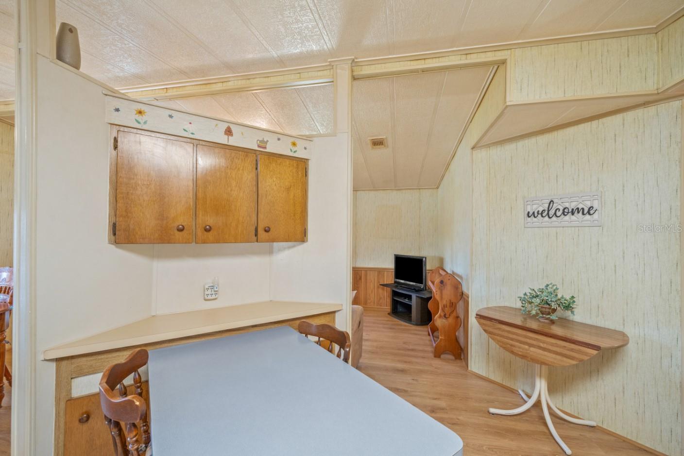 COLONY HILLS COMMUNITY - Residential