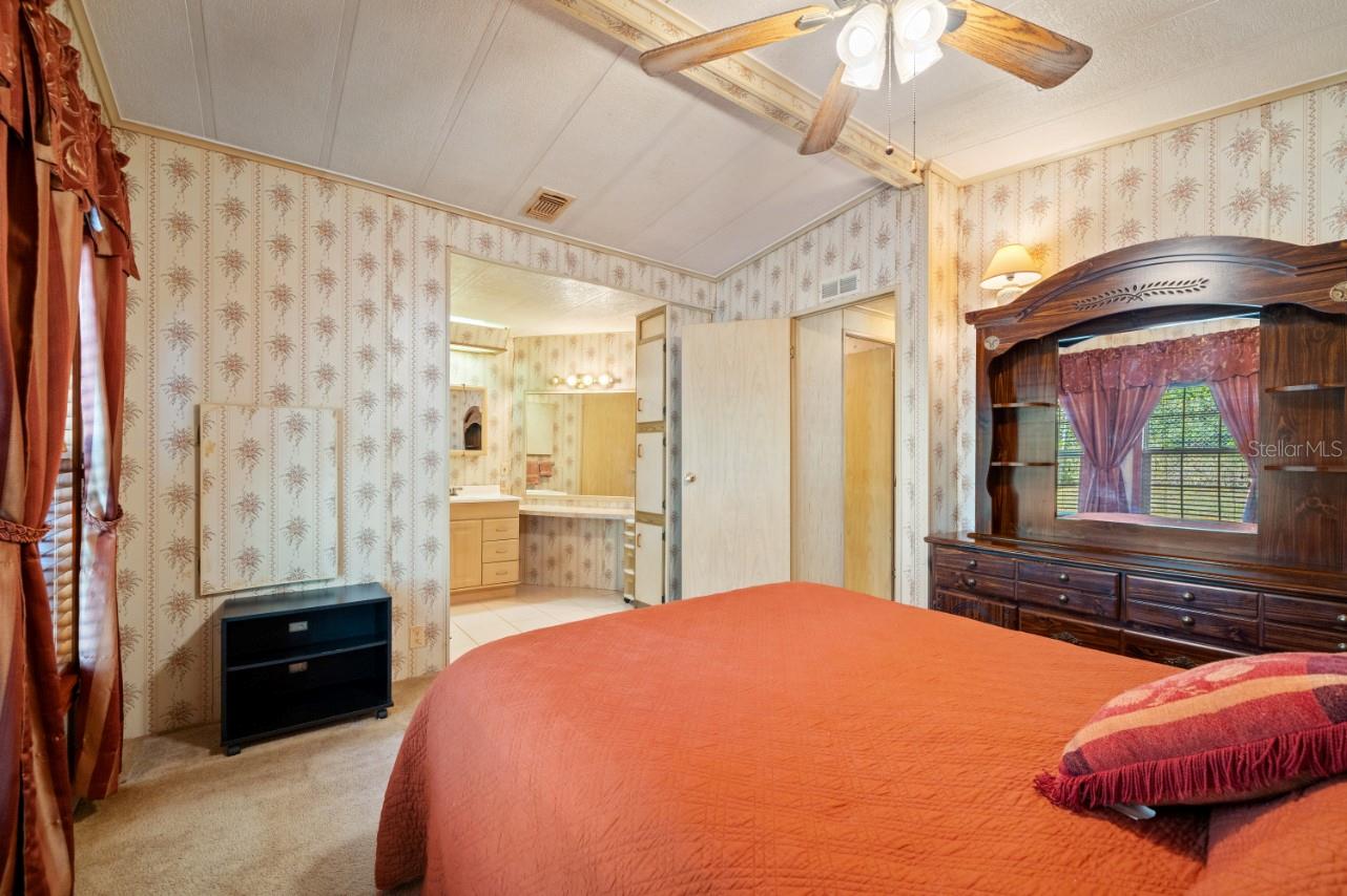 COLONY HILLS COMMUNITY - Residential