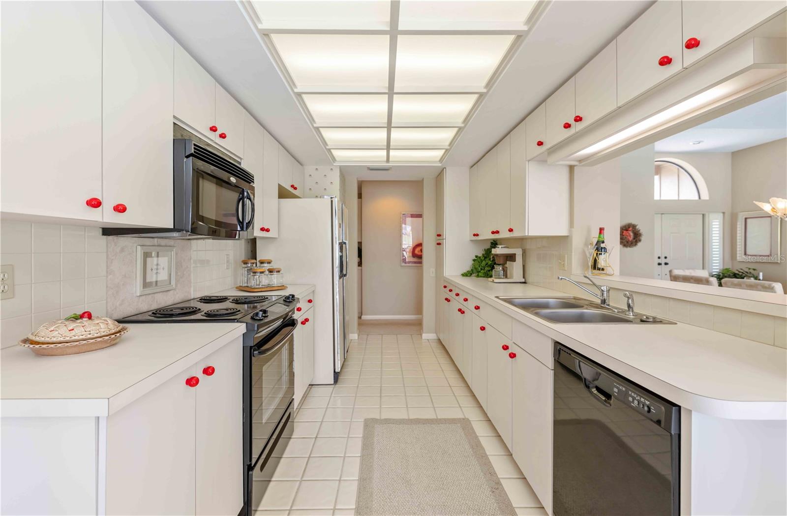 PERIDIA UNIT THREE - Residential