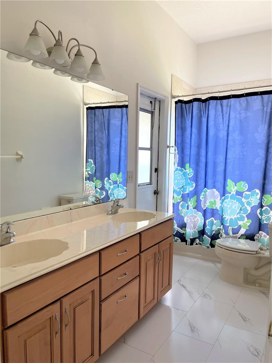 HUNTERS CREEK TR 235B PH 02 - Residential Lease