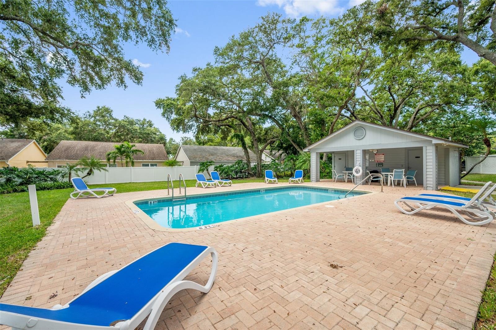 1486 LOMAN COURT
