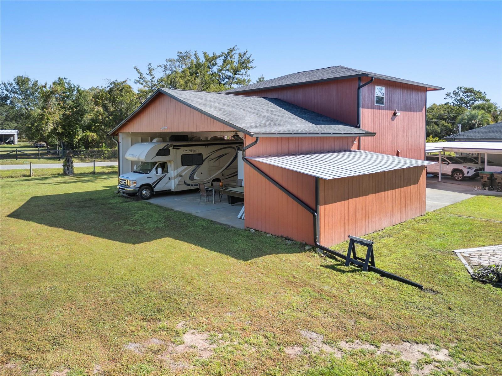 EAST ORLANDO ESTATES - Residential Income