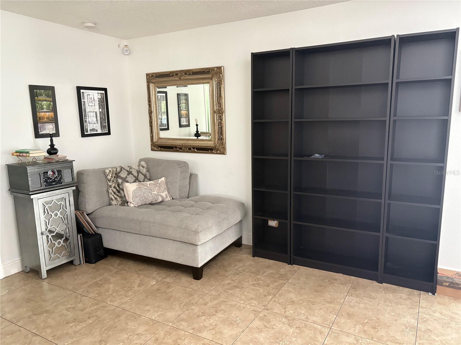 EAST ORLANDO ESTATES - Residential Income