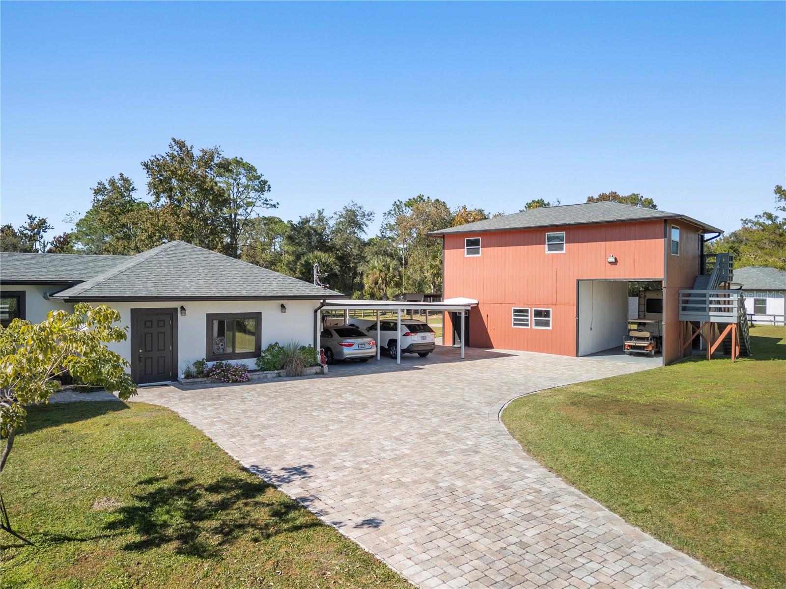 EAST ORLANDO ESTATES - Residential Income