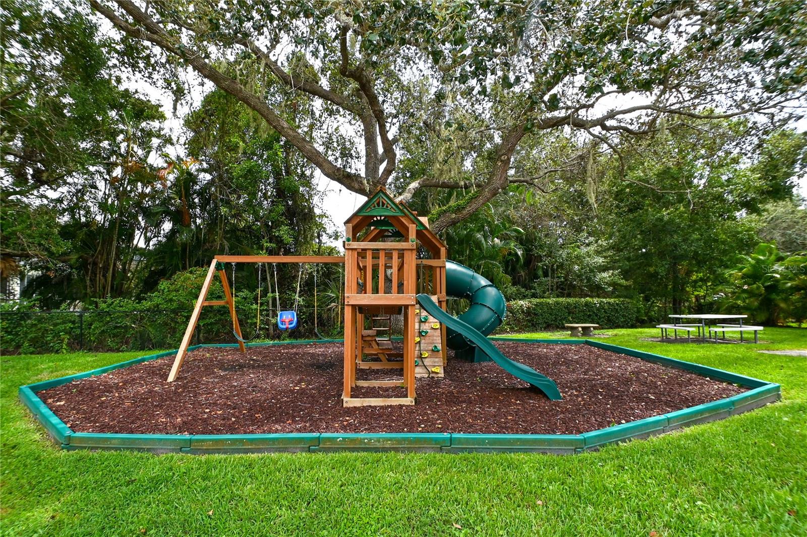 OAKLEAF - Residential