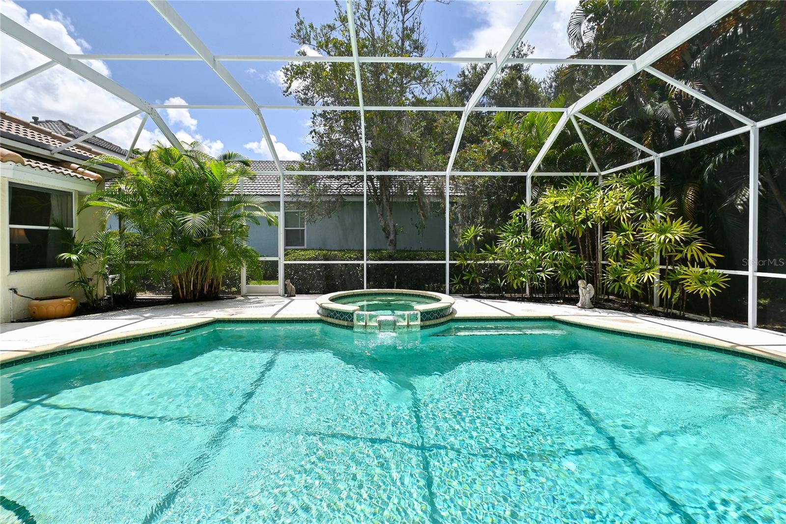 OAKLEAF - Residential