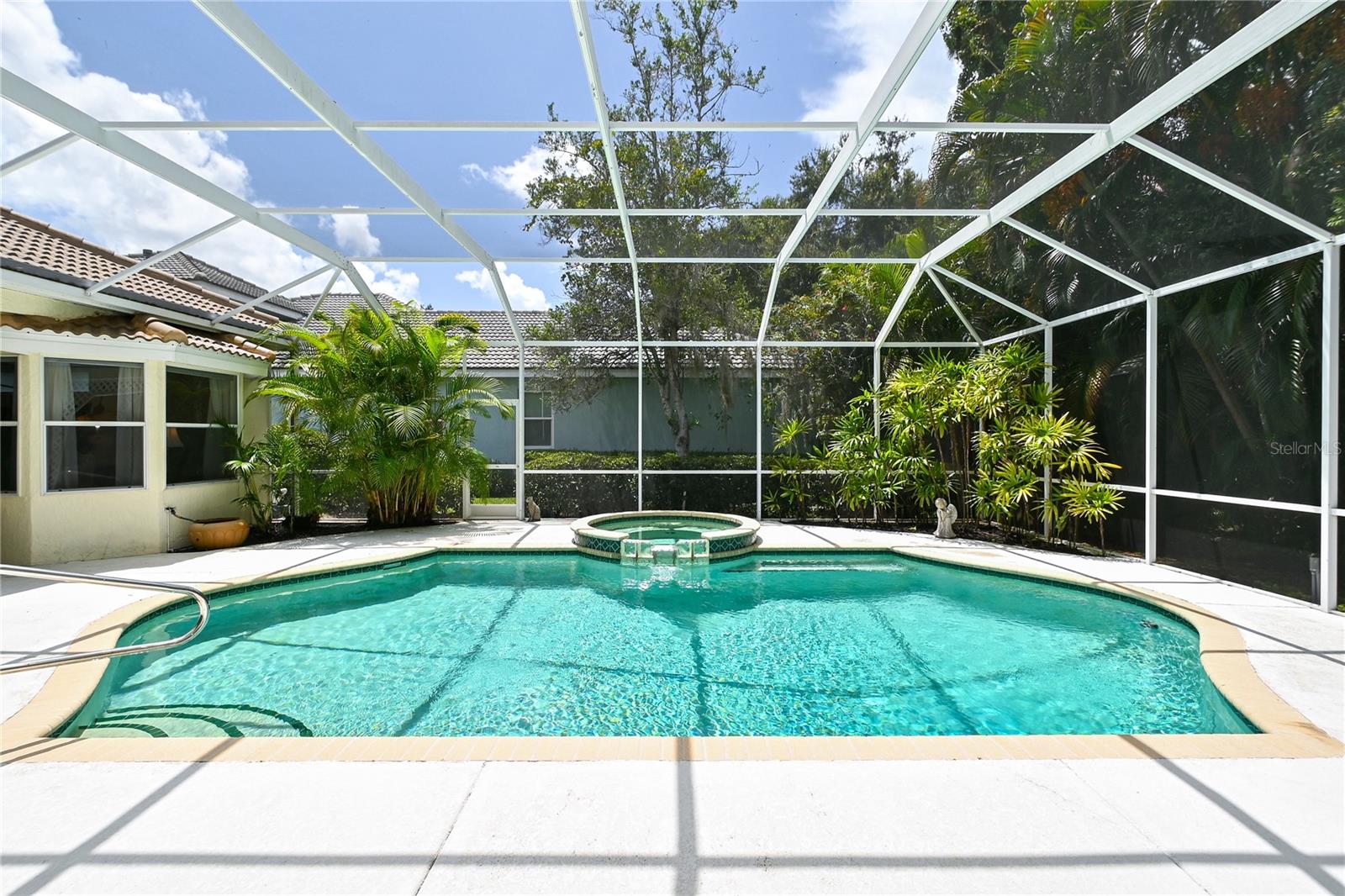 OAKLEAF - Residential