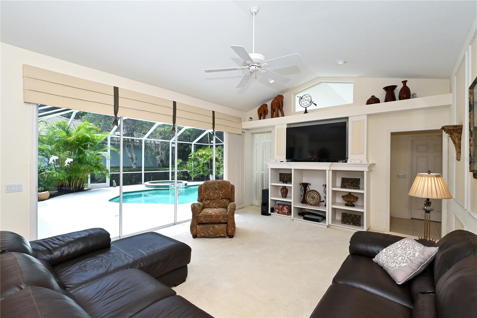 OAKLEAF - Residential