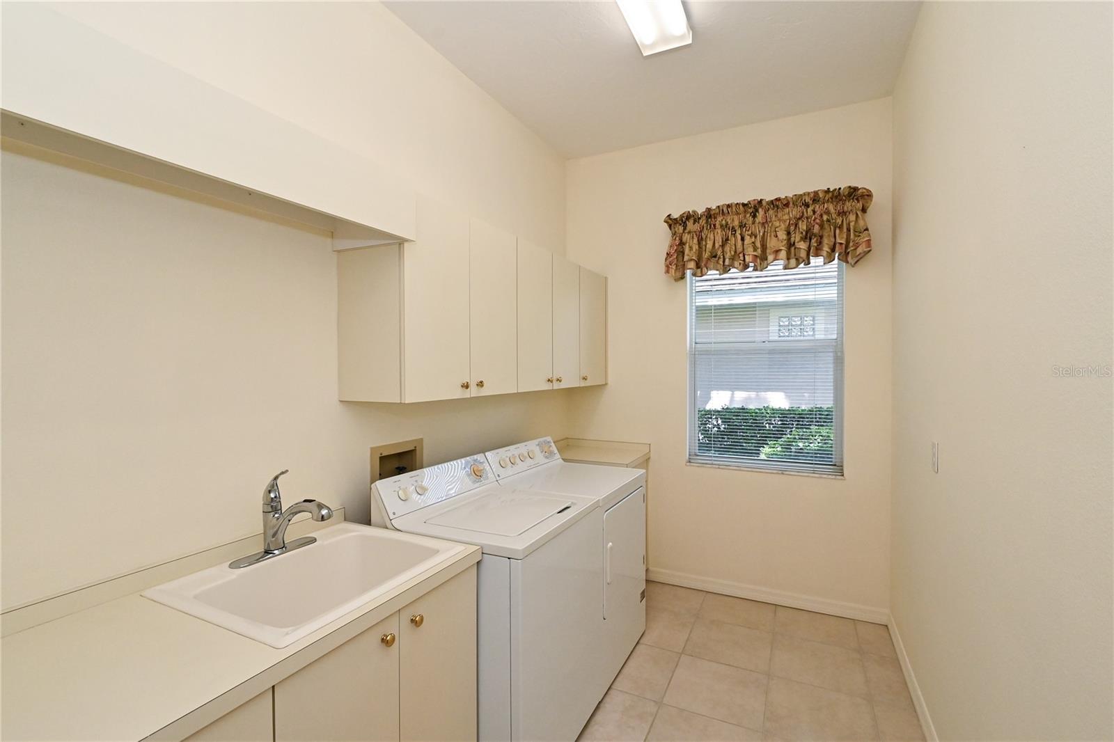 OAKLEAF - Residential