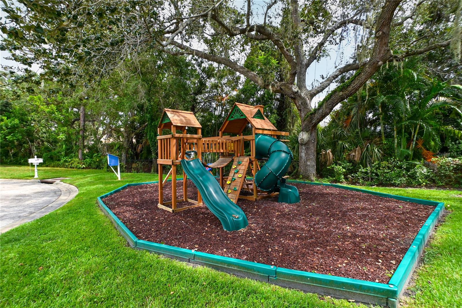 OAKLEAF - Residential