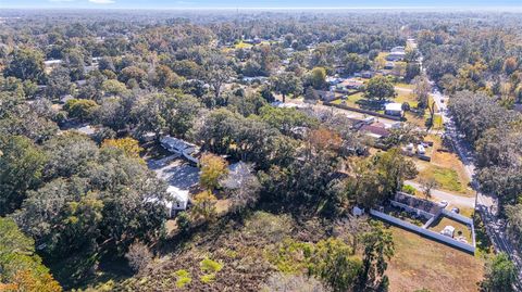 A home in BELLEVIEW