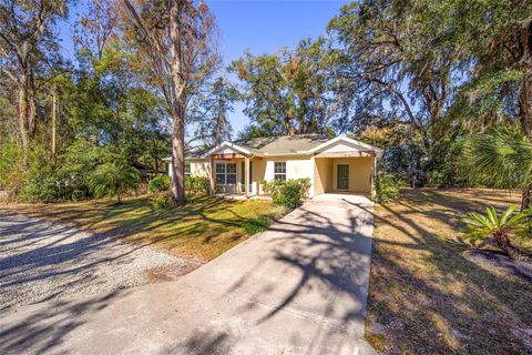 A home in BELLEVIEW