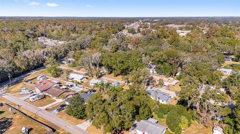 A home in BELLEVIEW