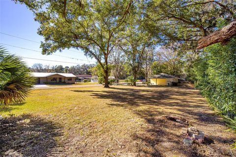 A home in BELLEVIEW